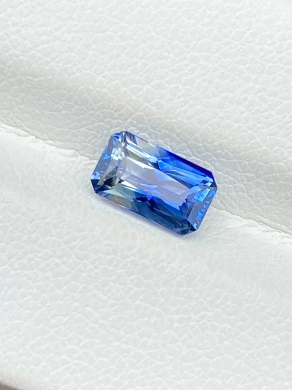 bicolor sapphire