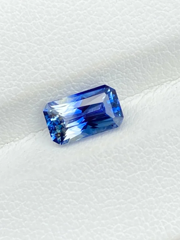 bicolor sapphire
