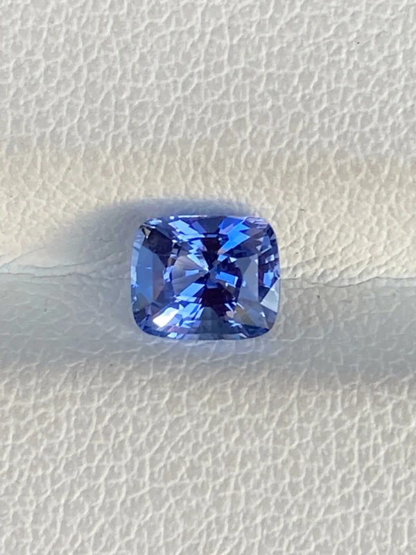 blue sapphire 1.08ct