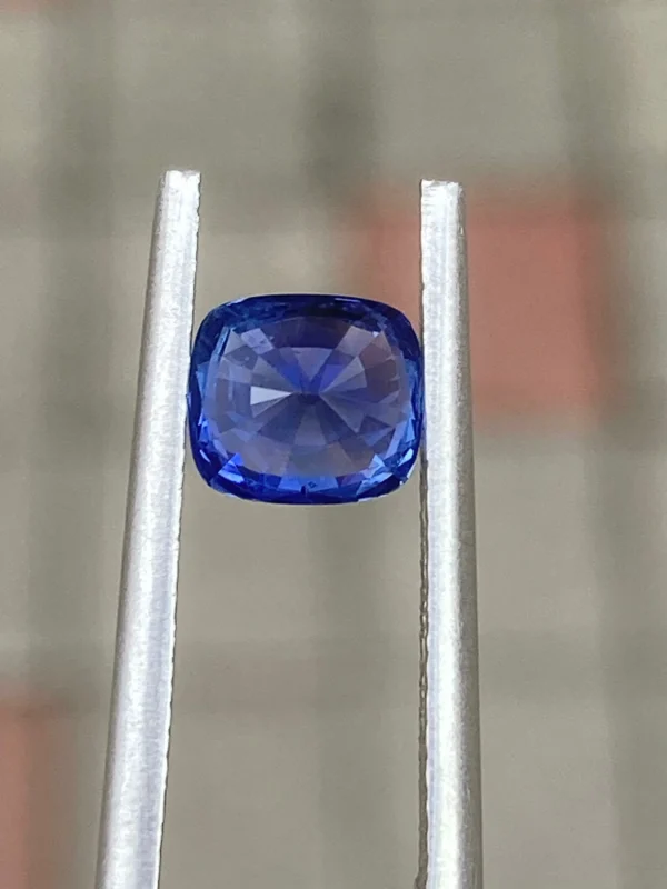 blue sapphire 1.15ct