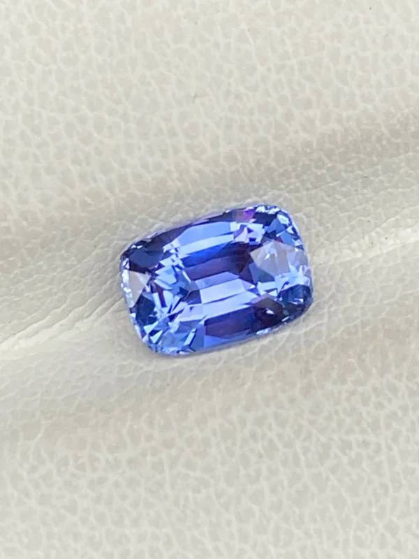 blue sapphire 1.60ct