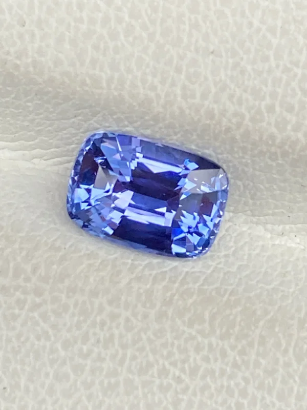 blue sapphire 1.60ct