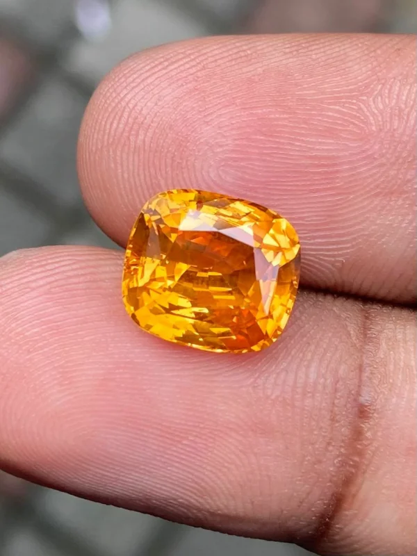 orange sapphire 5.01ct