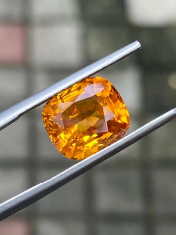 orange sapphire 5.01ct