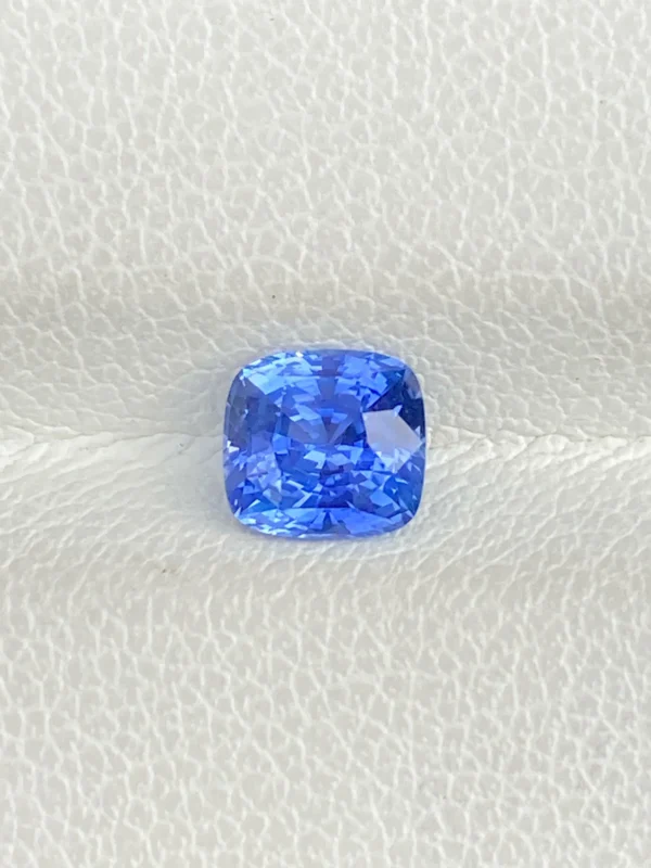 blue sapphire 1.06ct