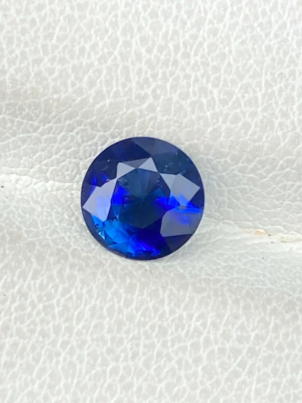 1.15ct royal blue sapphire
