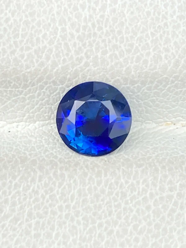 1.15ct royal blue sapphire