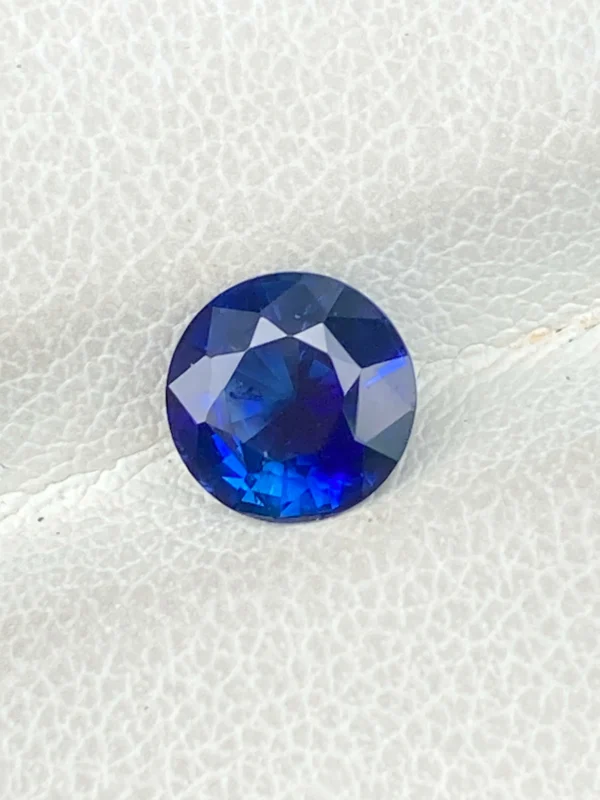 1.15ct royal blue sapphire