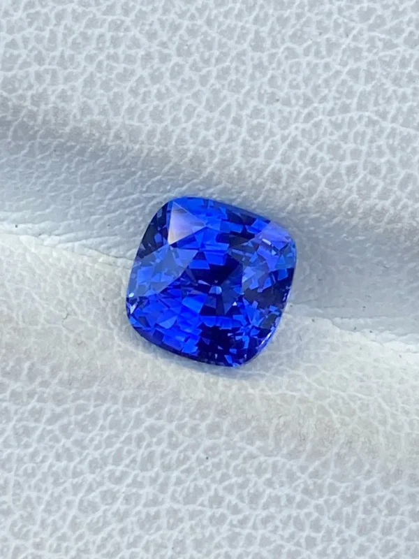 blue sapphire 1.50ct