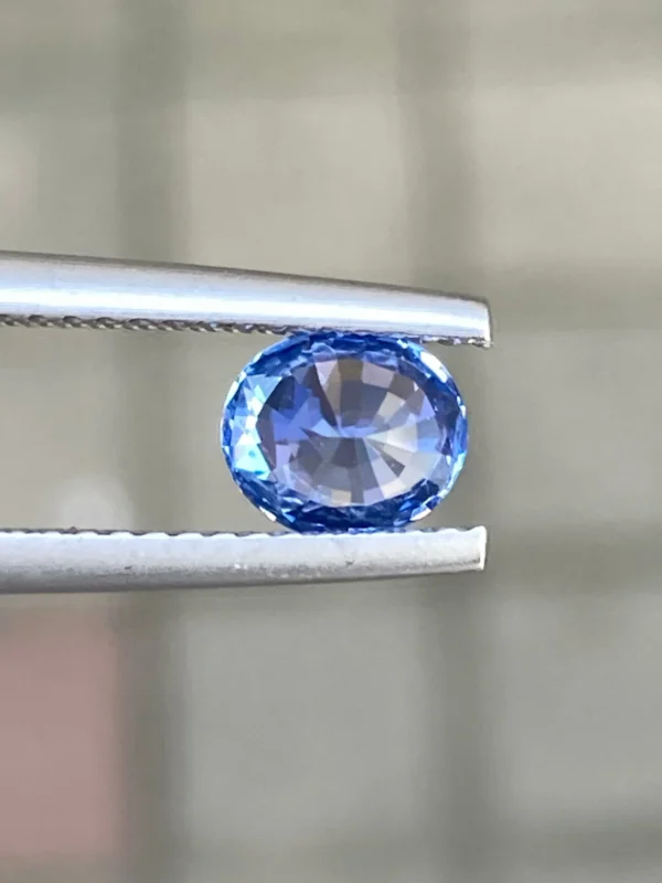 1.03ct natural blue sapphire