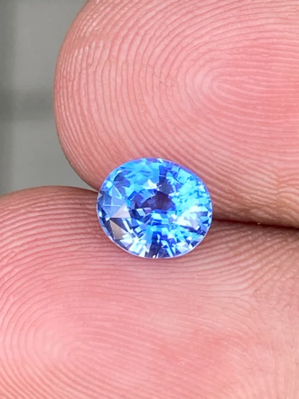 1.03ct natural blue sapphire