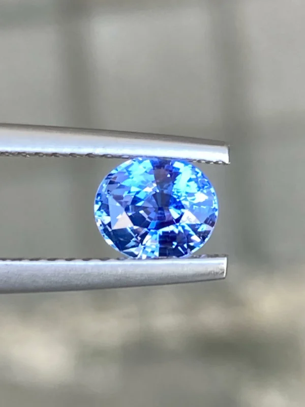 1.03ct natural blue sapphire