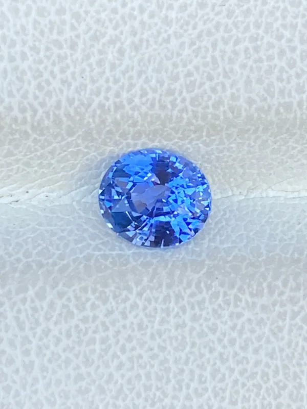 1.03ct natural blue sapphire