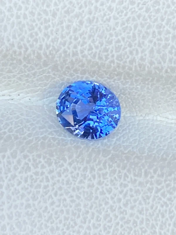 1.03ct natural blue sapphire