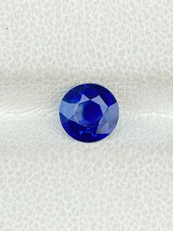 1.07ct heated blue sapphire