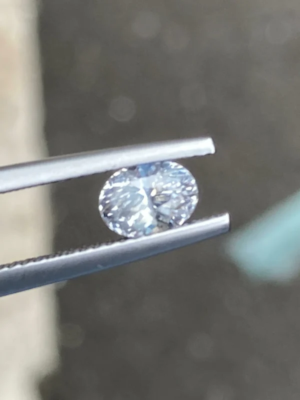 1.27ct natural white sapphire