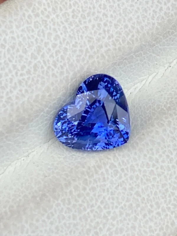 3.00ct cornflower blue sapphire