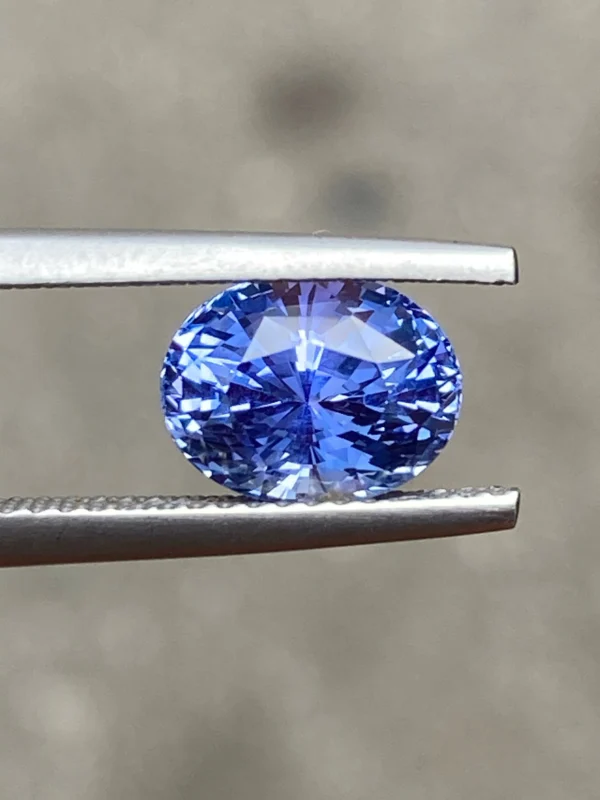 3.08ct unheated blue sapphire