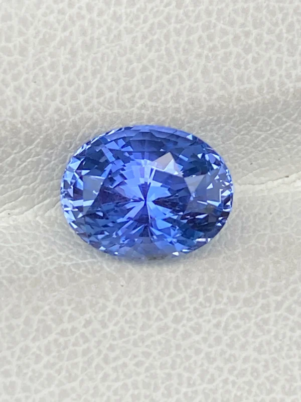 3.08ct unheated blue sapphire
