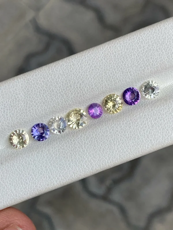 4.04ct sapphire lot mix