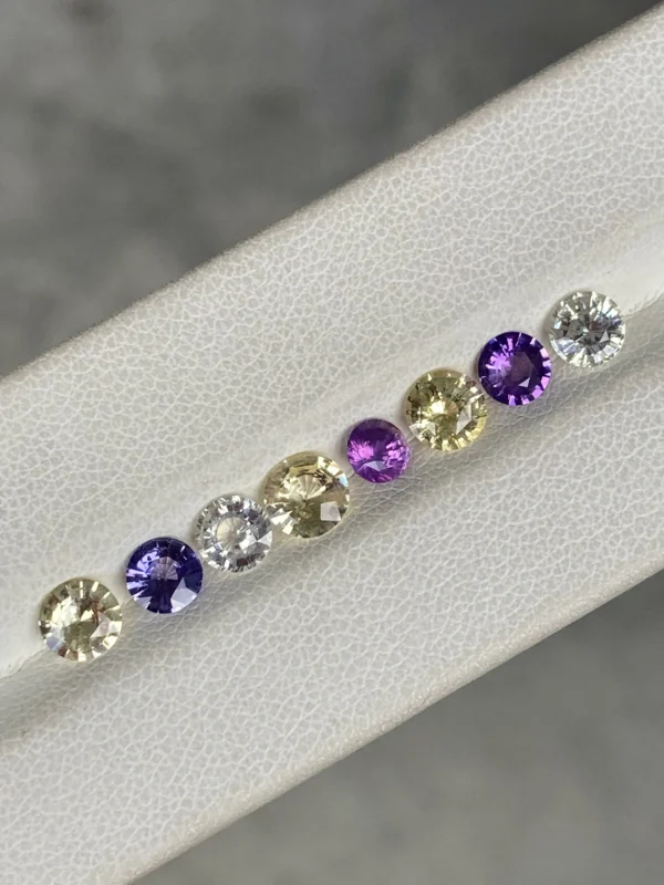 4.04ct sapphire lot mix