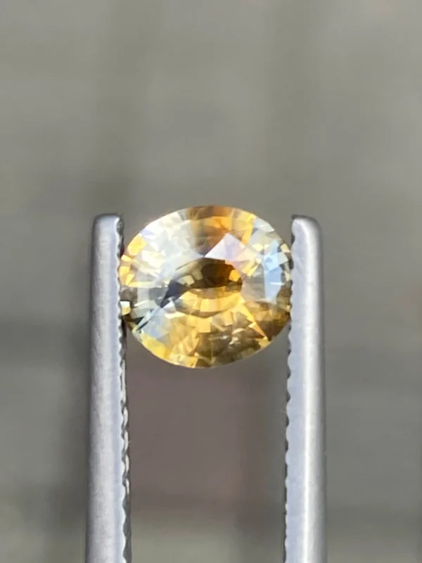 1.05ct heated Ceylon bi color sapphire
